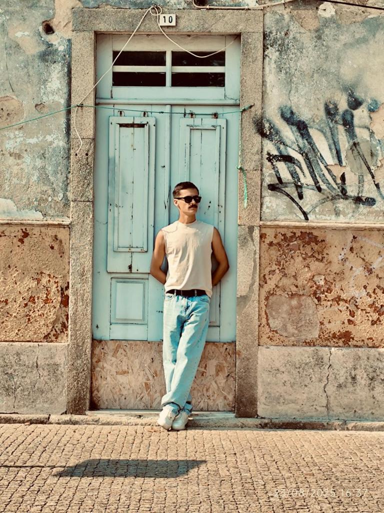 631303631: Chico busca chica en Almería