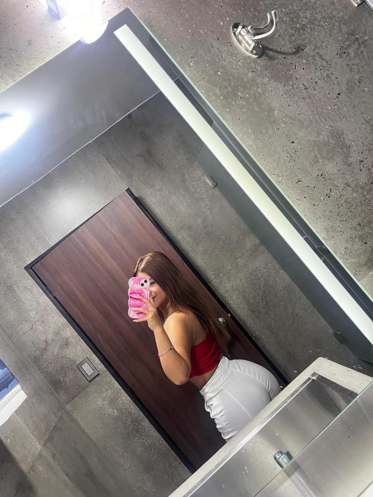 624312366: Chica busca chico en La Coruña