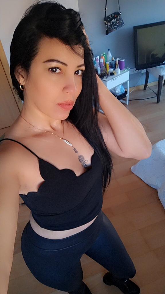 645826866: Chica busca chico en Castellón
