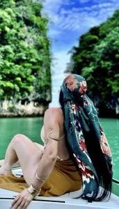 621093611: Chica busca chico en Granada