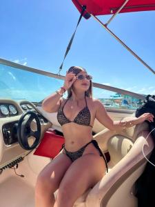 624312366: Chica busca chico en La Coruña