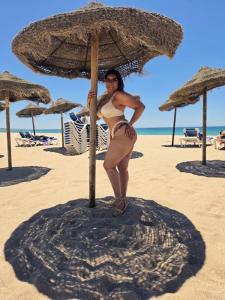 664648132: Chica busca chico en Alicante