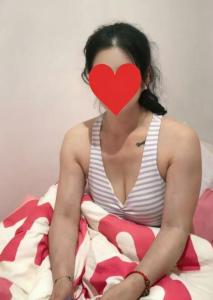 607809677: Chica busca chico en Valencia