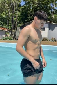 602023435: Chico busca chica en Barcelona