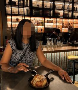 647369689: Chica busca chico en Madrid
