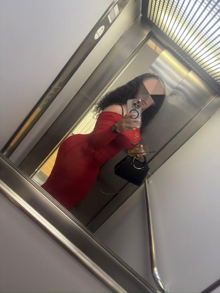 Chica busca chico en Gerona: 