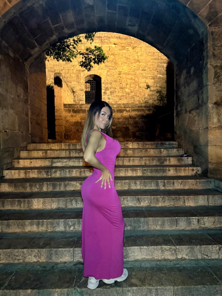 613667718: Transexual en Mallorca