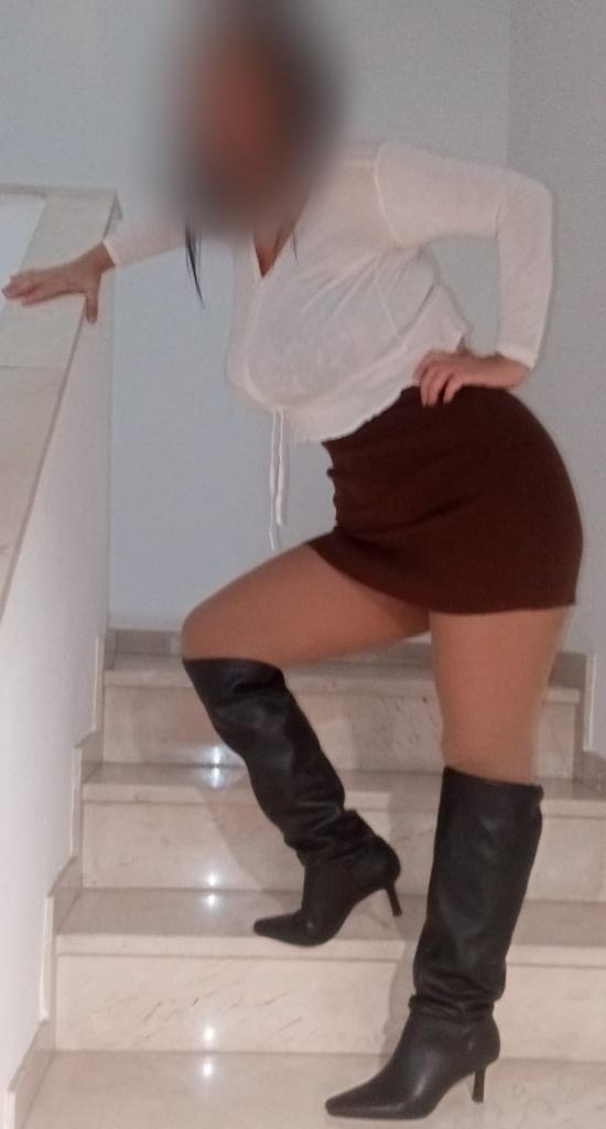 Chica busca chico en Sevilla: 
