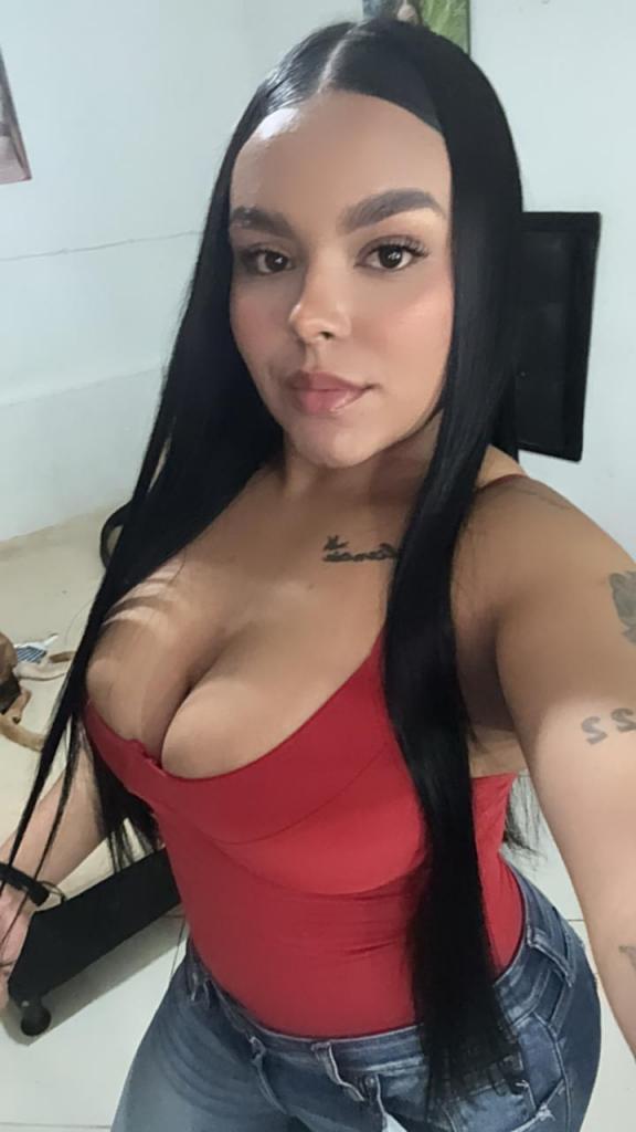 670337954: Chica busca chico en Alicante