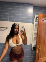 694227779: Chica busca chico en Sevilla