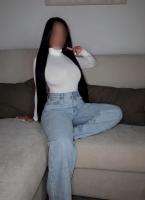 647886275: Chica busca chico en Guipúzcoa