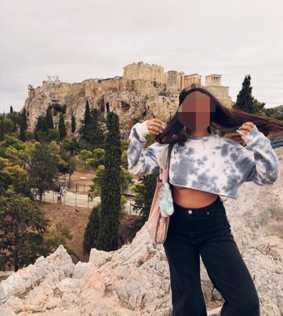 647369689: Chica busca chico en Madrid