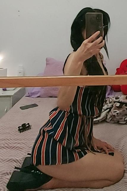 613619456: Chica busca chico en Madrid