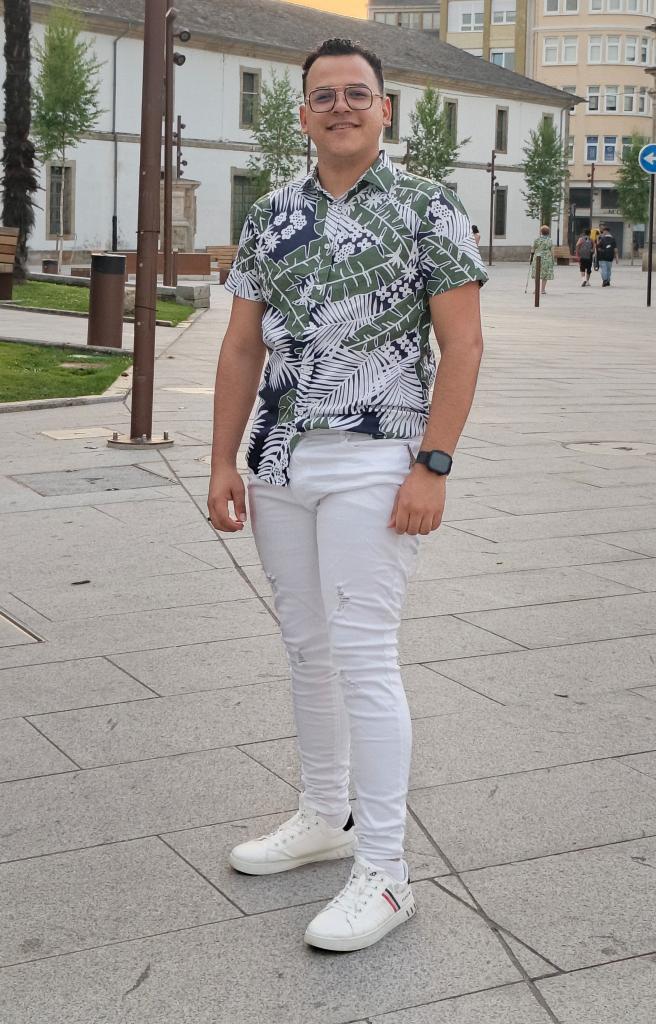 Chico busca chica en Lugo: 