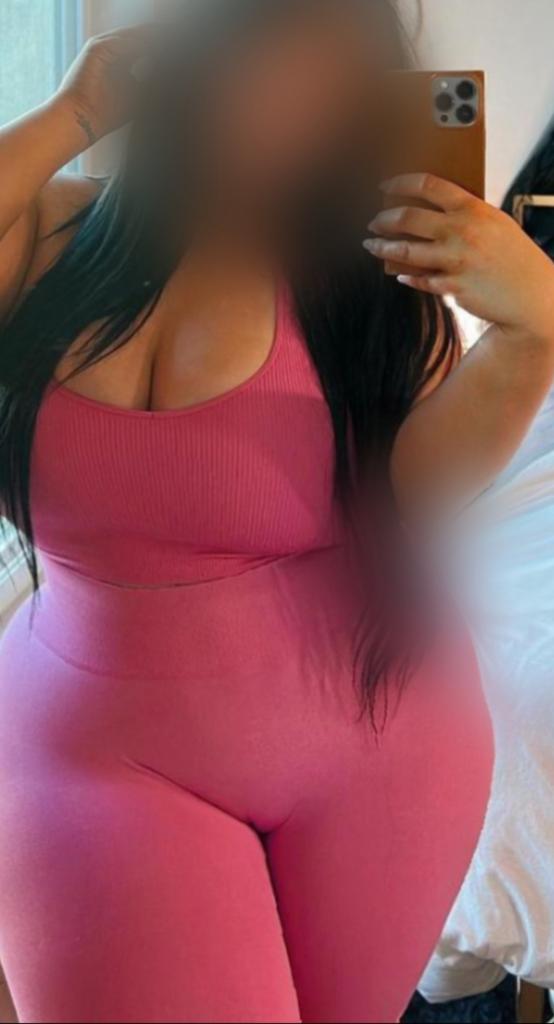 666607291: Chica busca chico en Barcelona