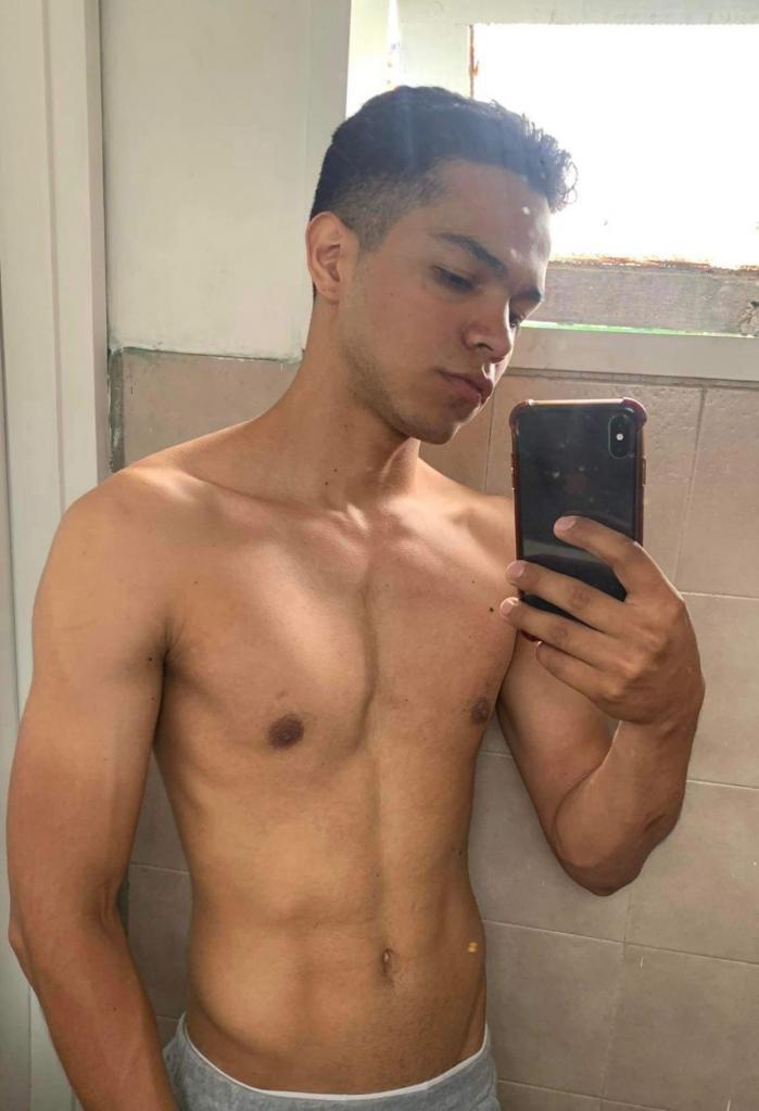 Chico busca chica en Tenerife: 