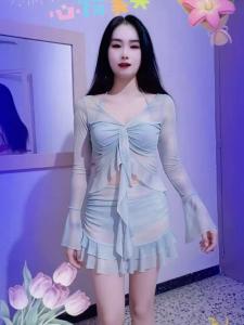 688346162: Chica busca chico en Madrid