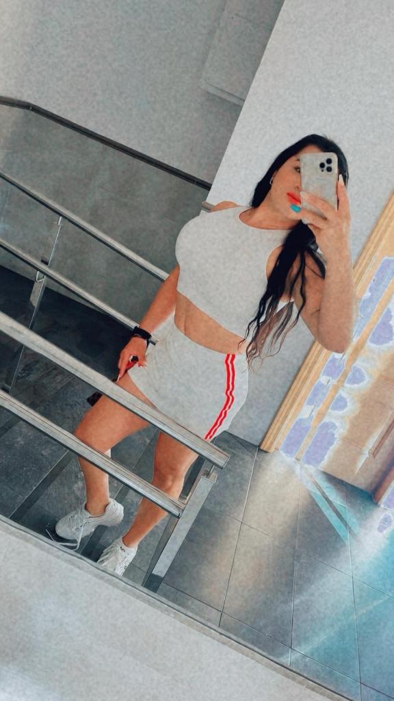 607059804: Transexual en Ibiza