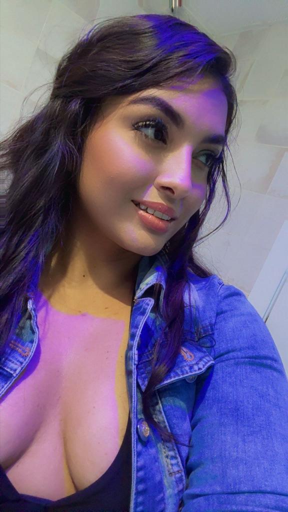 Chica busca chico en Málaga: Chica busca chico