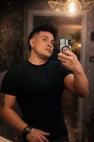 634398294: Chico busca chica en Sevilla