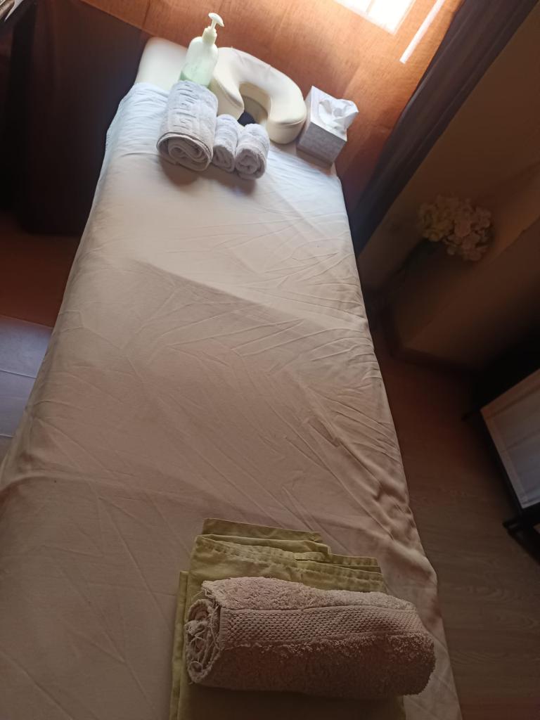 Chica busca chico en Málaga: Chica busca chico