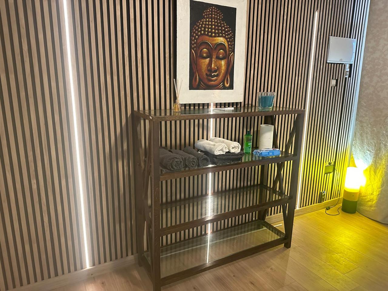 623385446: Chica busca chico en Las Palmas