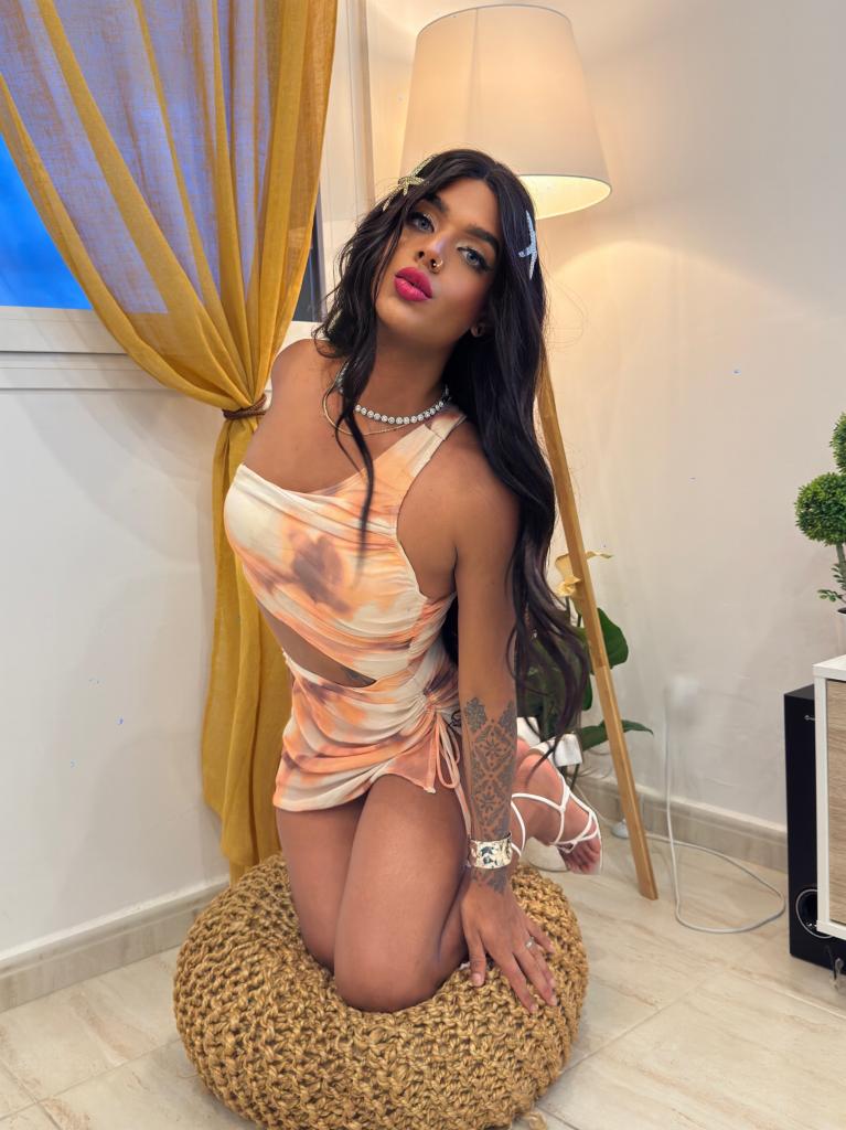 611357730: Transexual en Sevilla