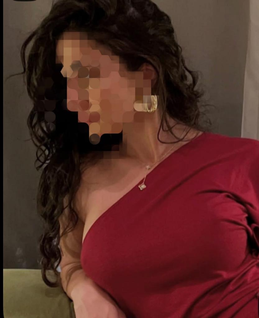 Chica busca chico en Granada: 