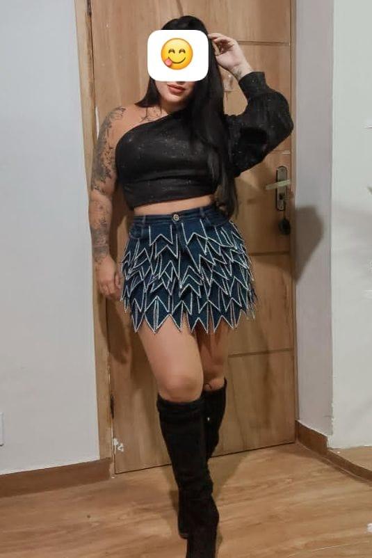 684708461: Chica busca chico en Madrid