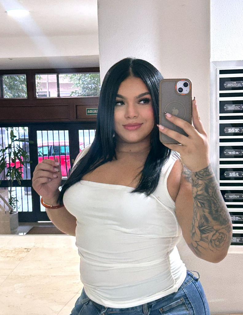 631567401: Chica busca chico en Murcia