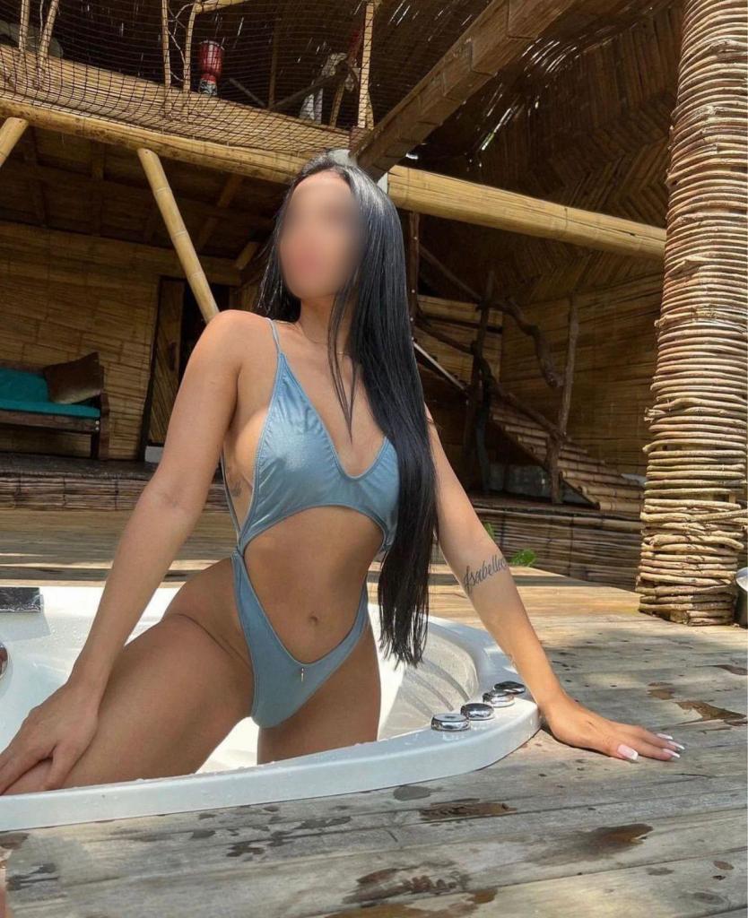 Chica busca chico en La Coruña: Chica busca chico