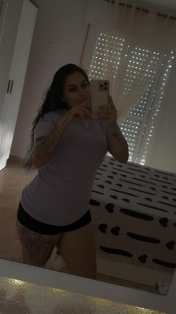 643983802: Chica busca chico en Almería