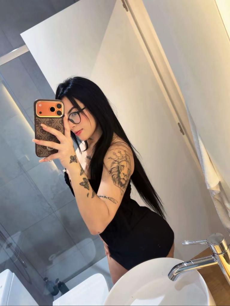 Chica busca chico en Valencia: 