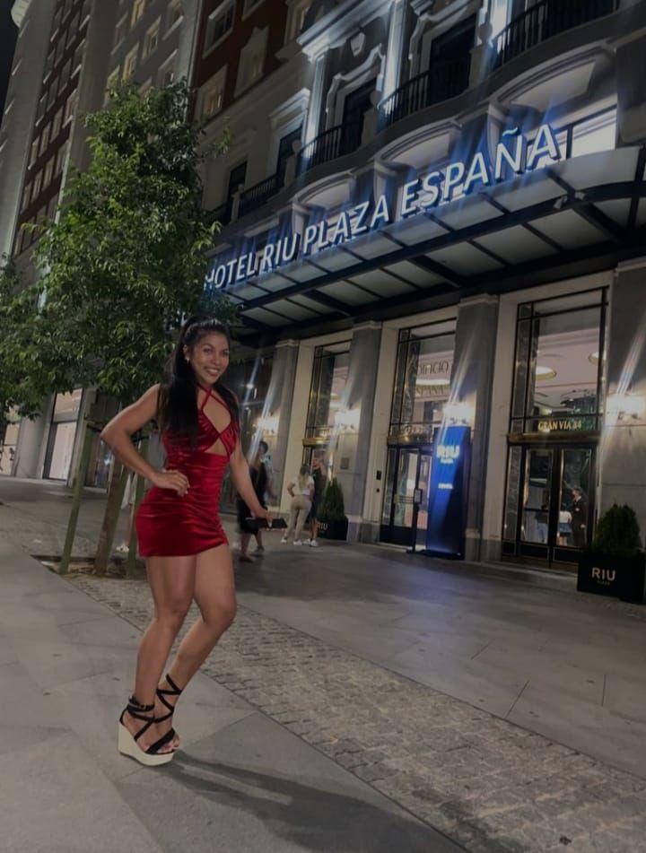 677771181: Chica busca chico en Alicante