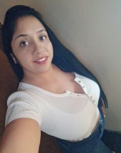 631729339: Chica busca chico en Cádiz