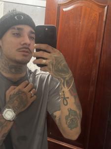672026746: Chico busca chica en La Coruña