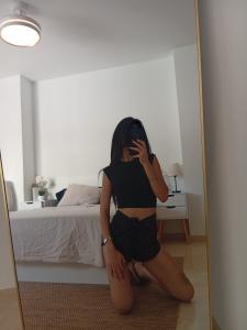 611383266: Chica busca chico en Alicante