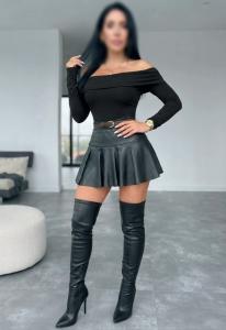 667456468: Chica busca chico en Granada