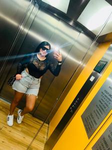 631555387: Chica busca chico en Cáceres