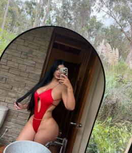660685737: Chica busca chico en Lugo