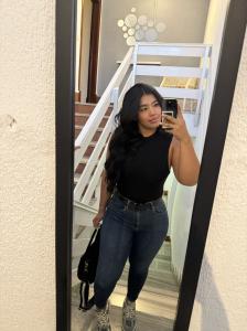 613479262: Chica busca chico en Barcelona
