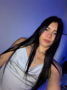 670345610: Chica busca chico en Valencia