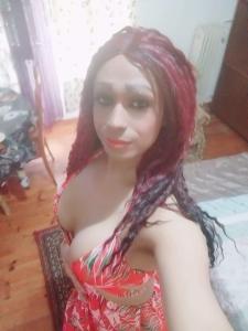 604958210: Transexual en León
