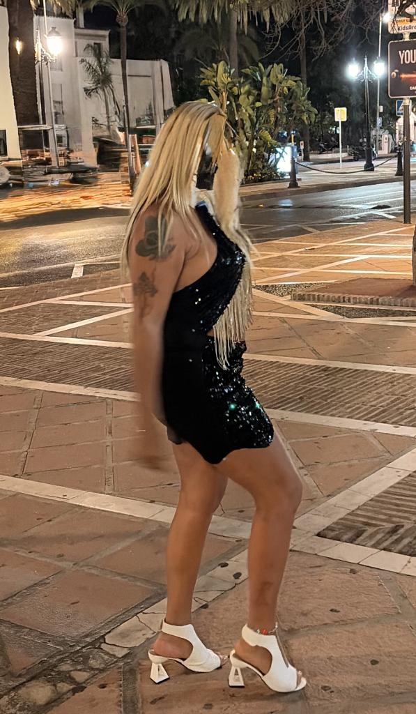 603010351: Chica busca chico en Cádiz