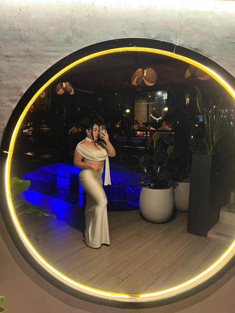 Chica busca chico en Murcia: 