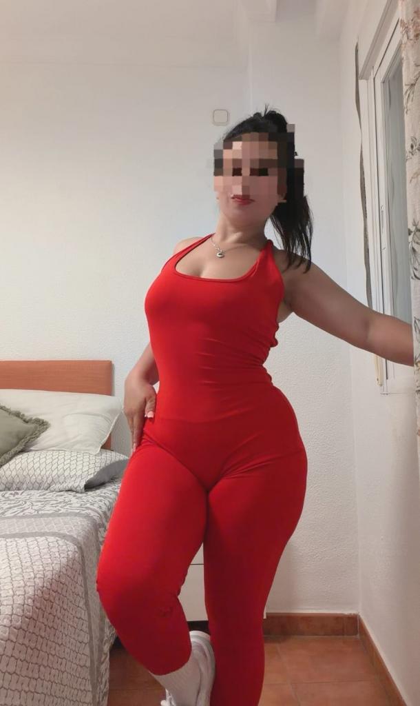 624180669: Chica busca chico en Málaga