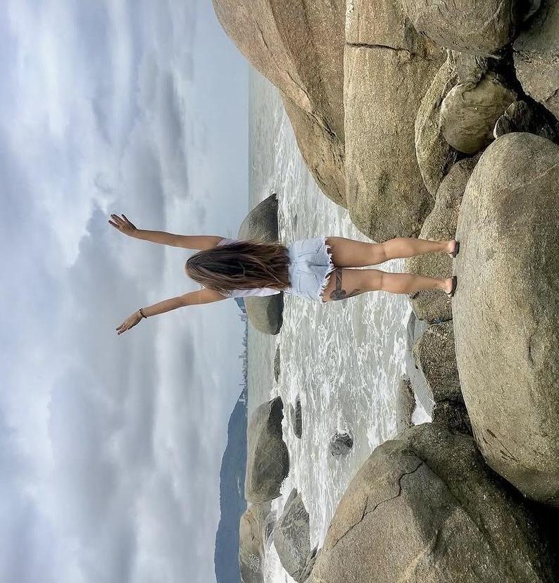 627711061: Chica busca chico en Ibiza