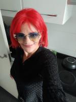 677549270: Chica busca chico en Pontevedra