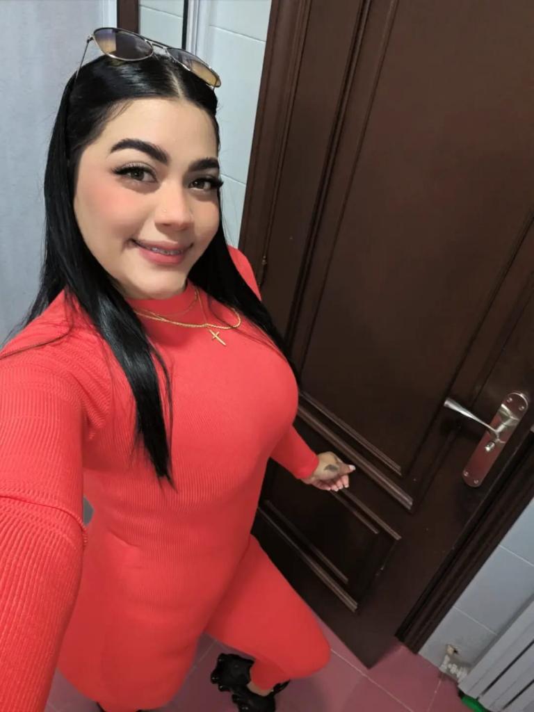 Chica busca chico en Ceuta: 