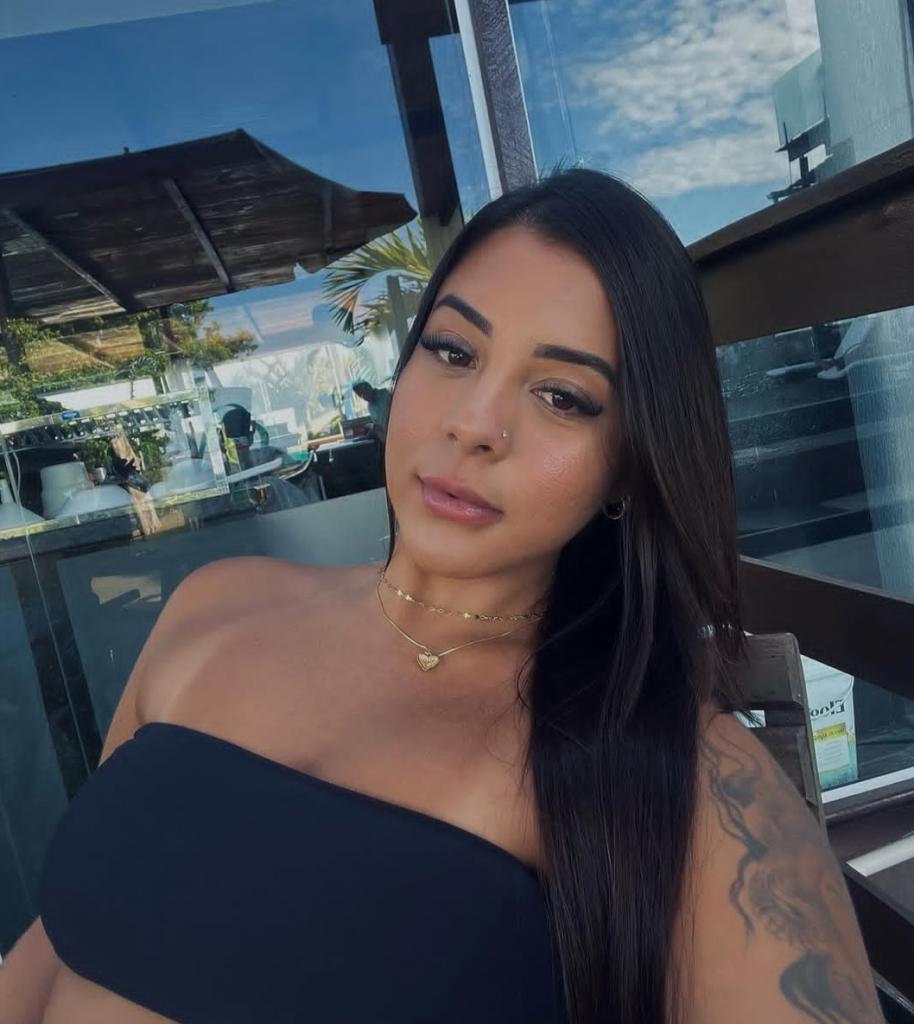 Chica busca chico en Granada: 